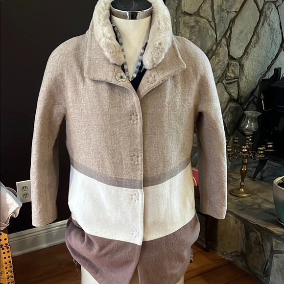 Kei Violanti Beige and White Wool Coat Fur Trim Size 46 US L - Picture 1 of 6